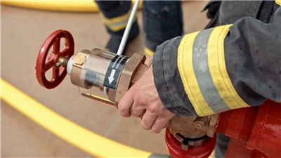 Uchel-Rise Fire: Lle Mae Falfiau Standpipe yn Cael eu Gwrthdroi